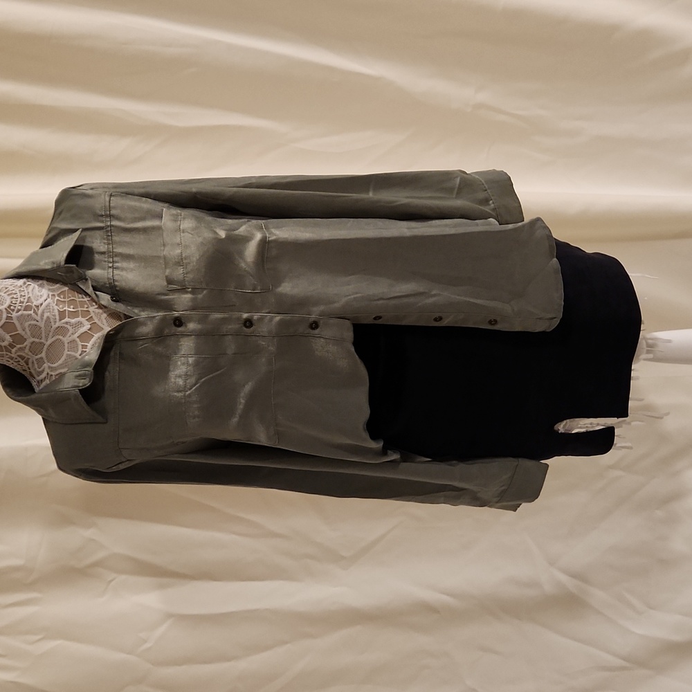 Size: M, Black Velvet Stretchy Skirt With Slit Worn Once